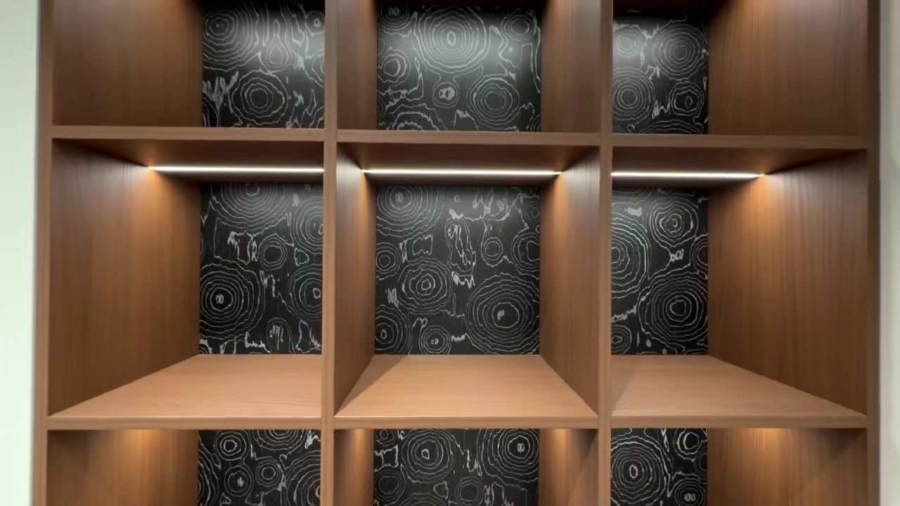 1 (17)